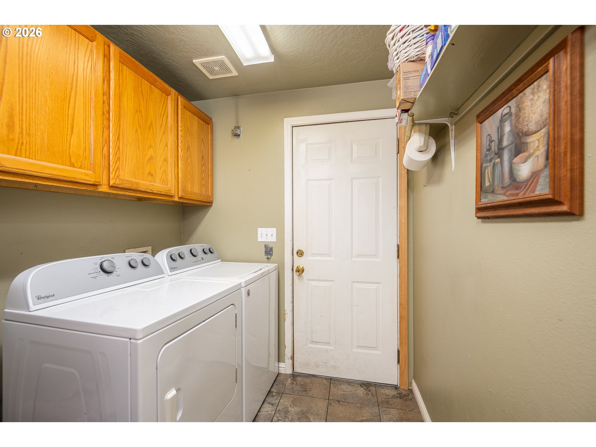 90 South 17th Street Cottage Grove, OR 97424 - Photo 17 of 23 a utility room with dryer and washer