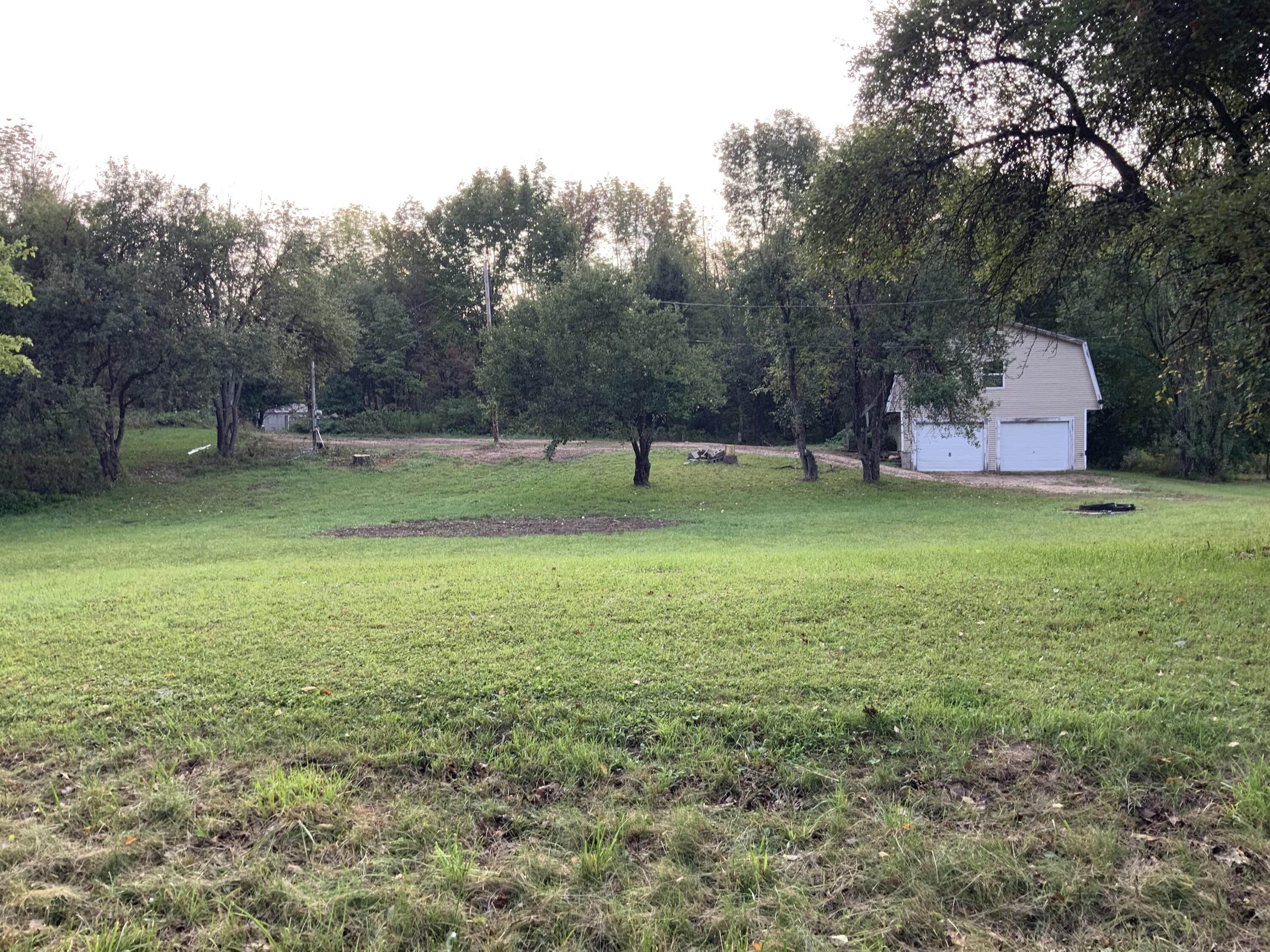 10104 South 190th Avenue Reed City, MI 49677 - Photo 2 of 11 IMG_2413