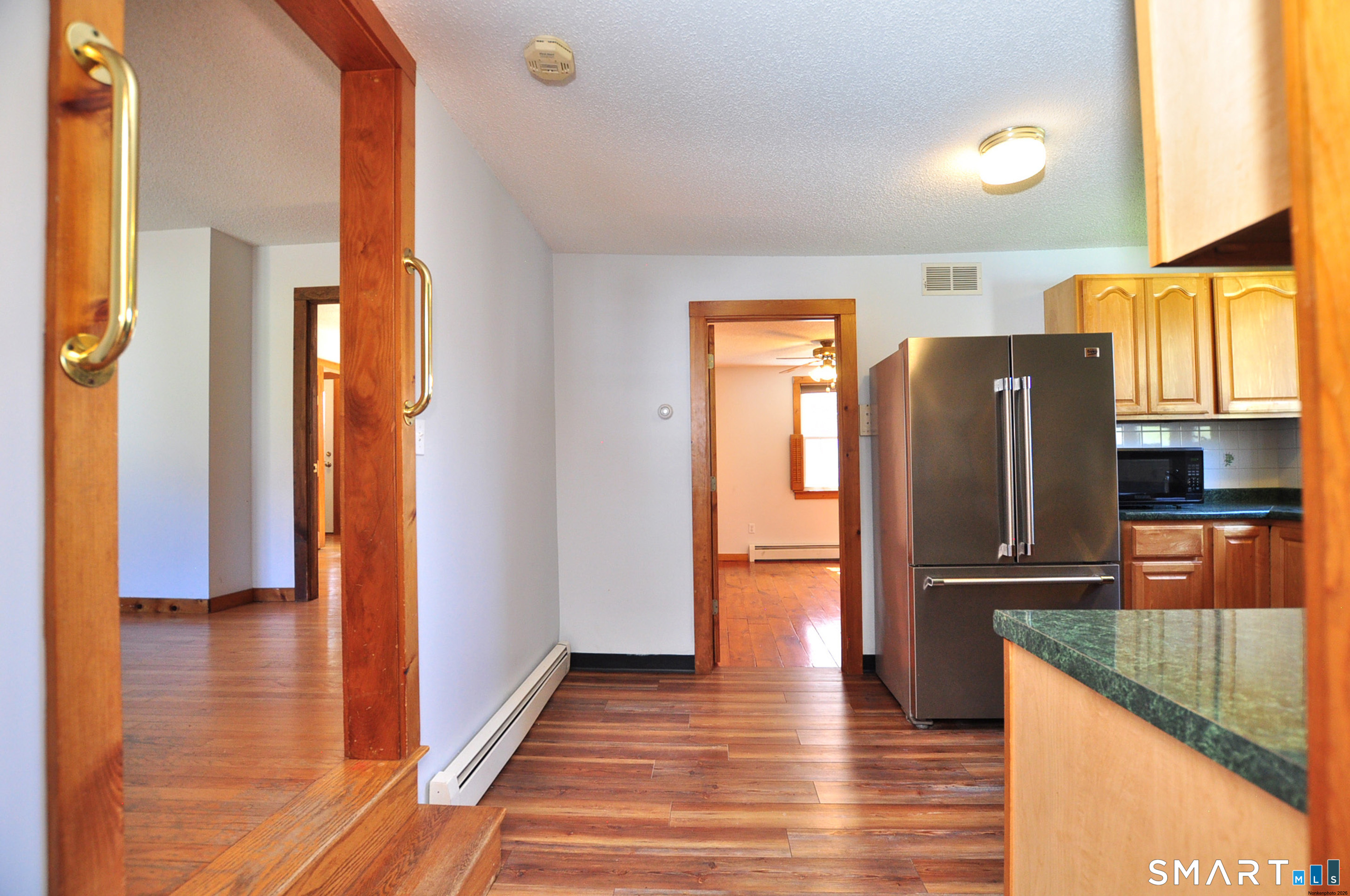 90 Niles Road Windsor, CT 06095 - Photo 16 of 39