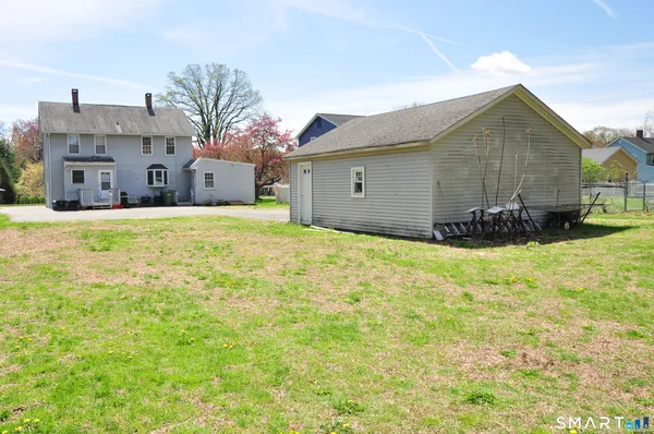 $2,200 | 90 Niles Road, Windsor, CT 06095
