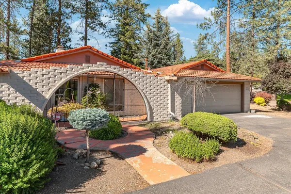 $359,900 | 8320 North Lemon Lane, Nine Mile Falls, WA 99026