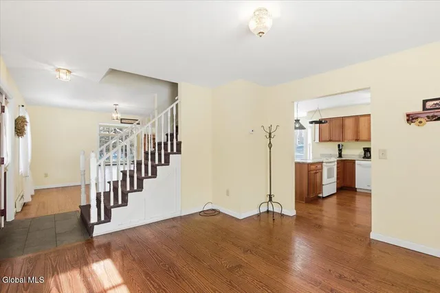 $615,000 | 698 Fischer Road, Kinderhook, NY 12106