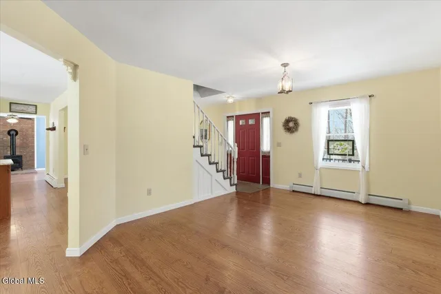 $615,000 | 698 Fischer Road, Kinderhook, NY 12106