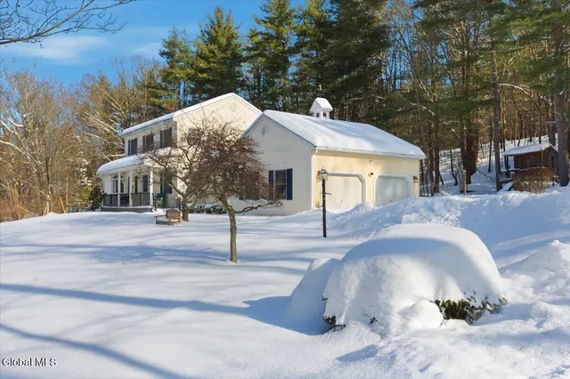 $615,000 | 698 Fischer Road, Kinderhook, NY 12106