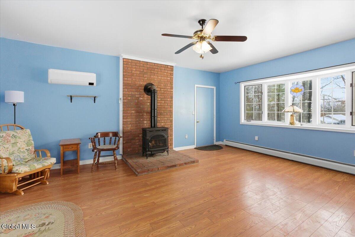 698 Fischer Road Kinderhook, NY 12106 - Photo 5 of 51 14-MW2_1839