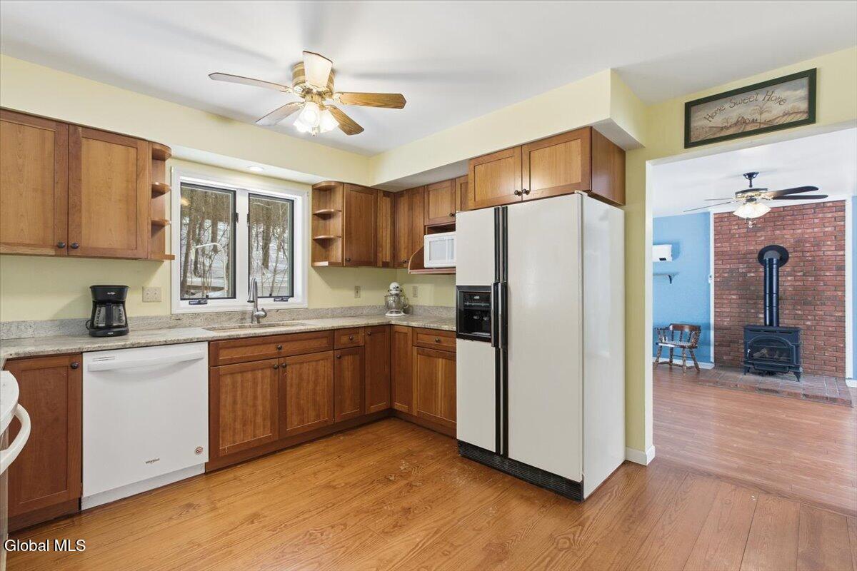 698 Fischer Road Kinderhook, NY 12106 - Photo 10 of 51 20-MW2_1870