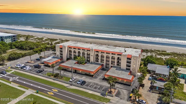$525,000 | 1305 South Atlantic Avenue, Unit 350, Cocoa Beach, FL 32931
