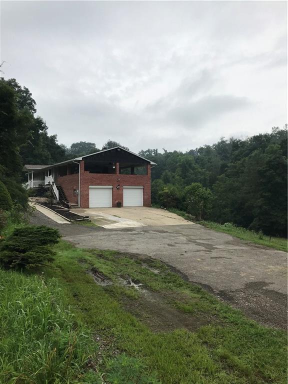 1723 Amity Ridge Road Washington, PA 15301 - Photo 20 of 25 Large parking area.