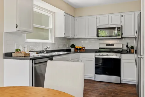 $495,000 | 4515 Alta Loma Drive, Austin, TX 78749