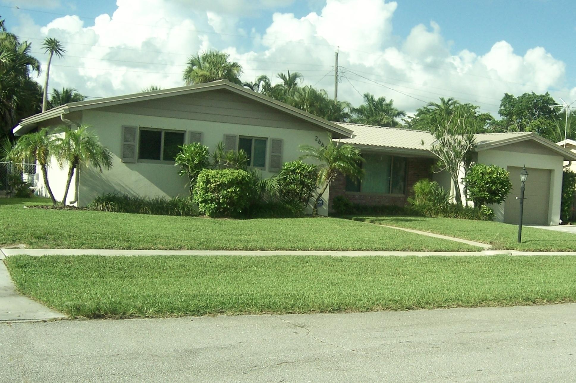 2664 Exuma Road West Palm Beach, FL 33406 - Photo 3 of 33 100_9664
