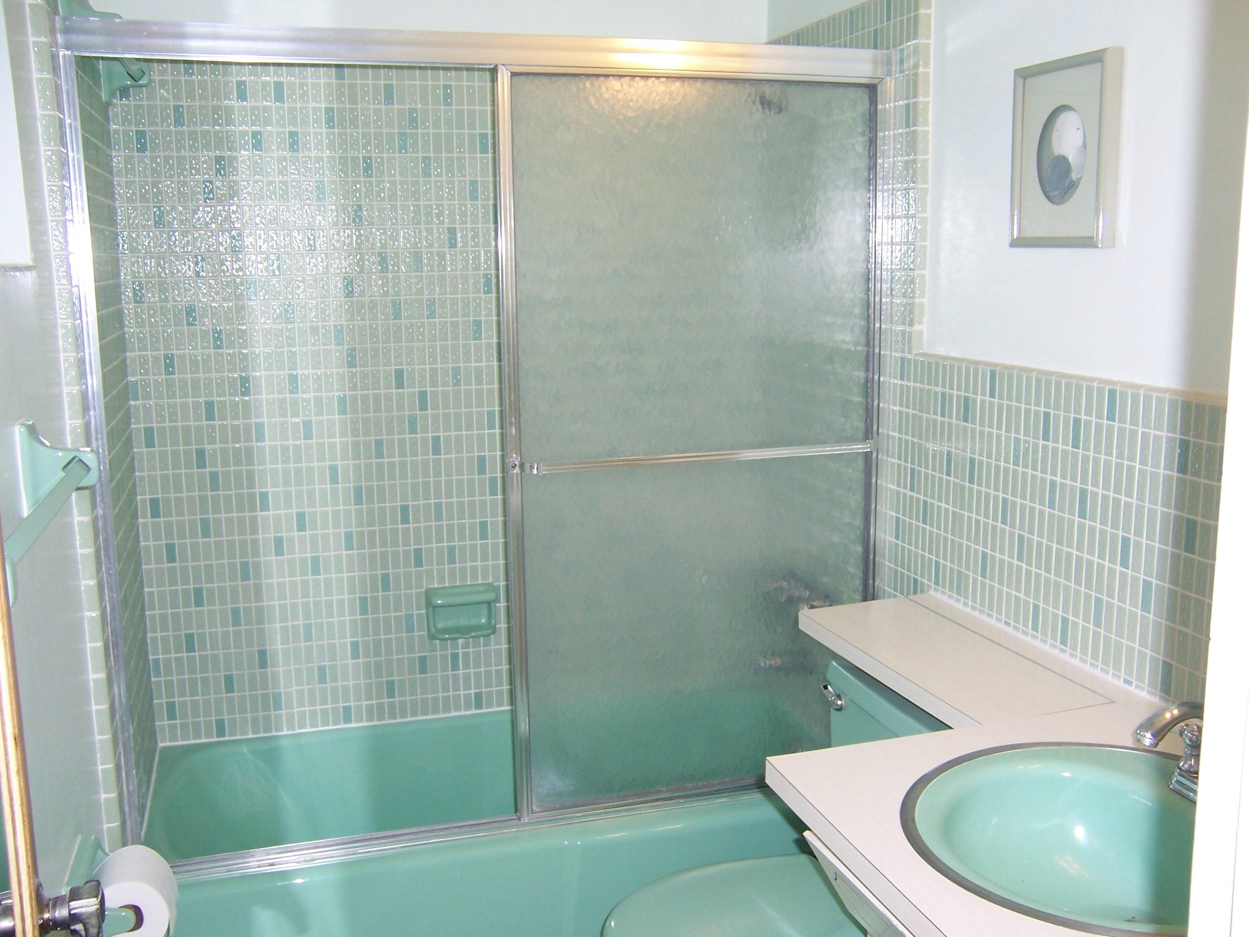 2664 Exuma Road West Palm Beach, FL 33406 - Photo 31 of 33 2nd full bath bath/shower combo