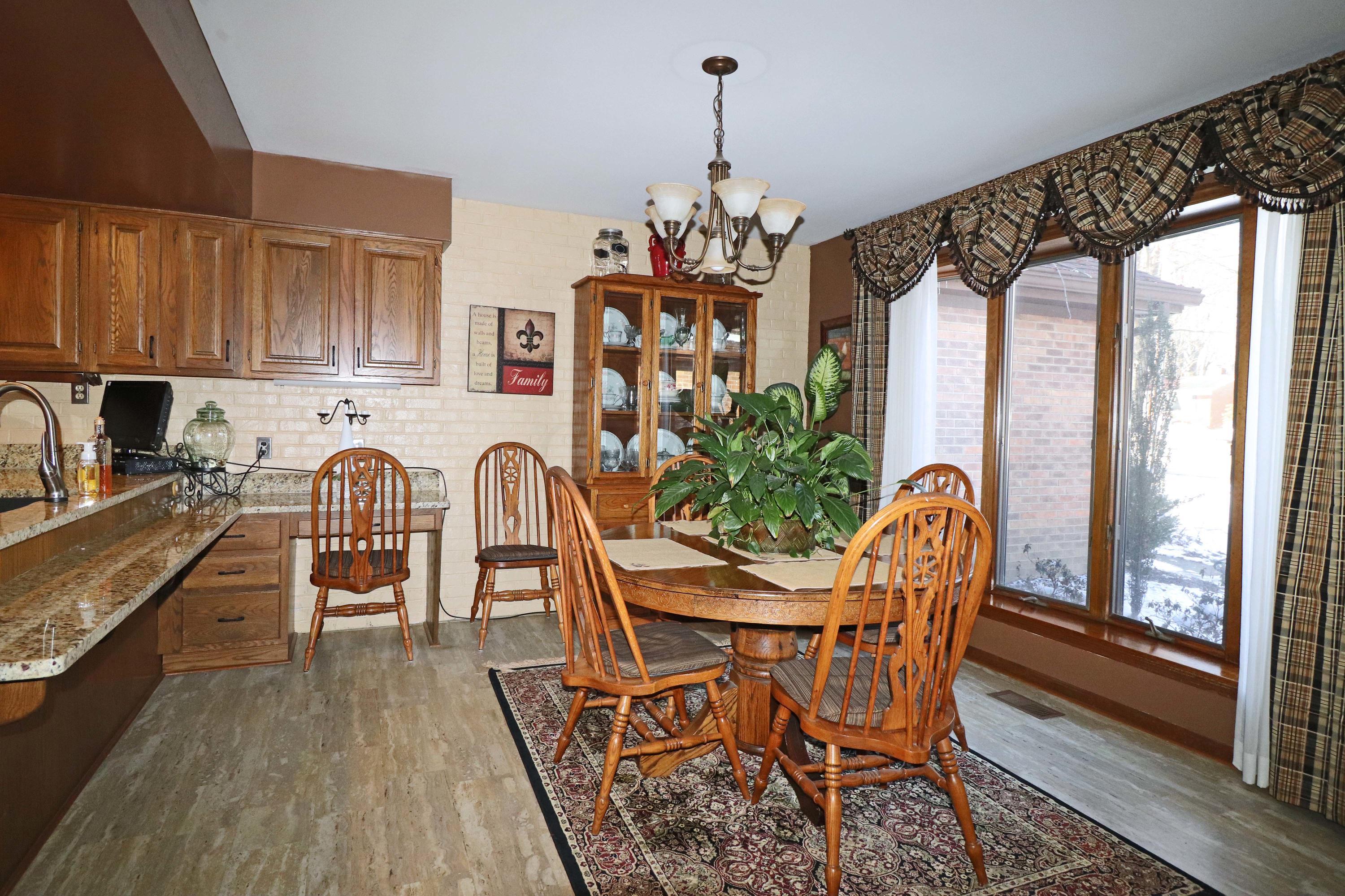 111 Pocono Road Columbus, OH 43235 - Photo 16 of 54