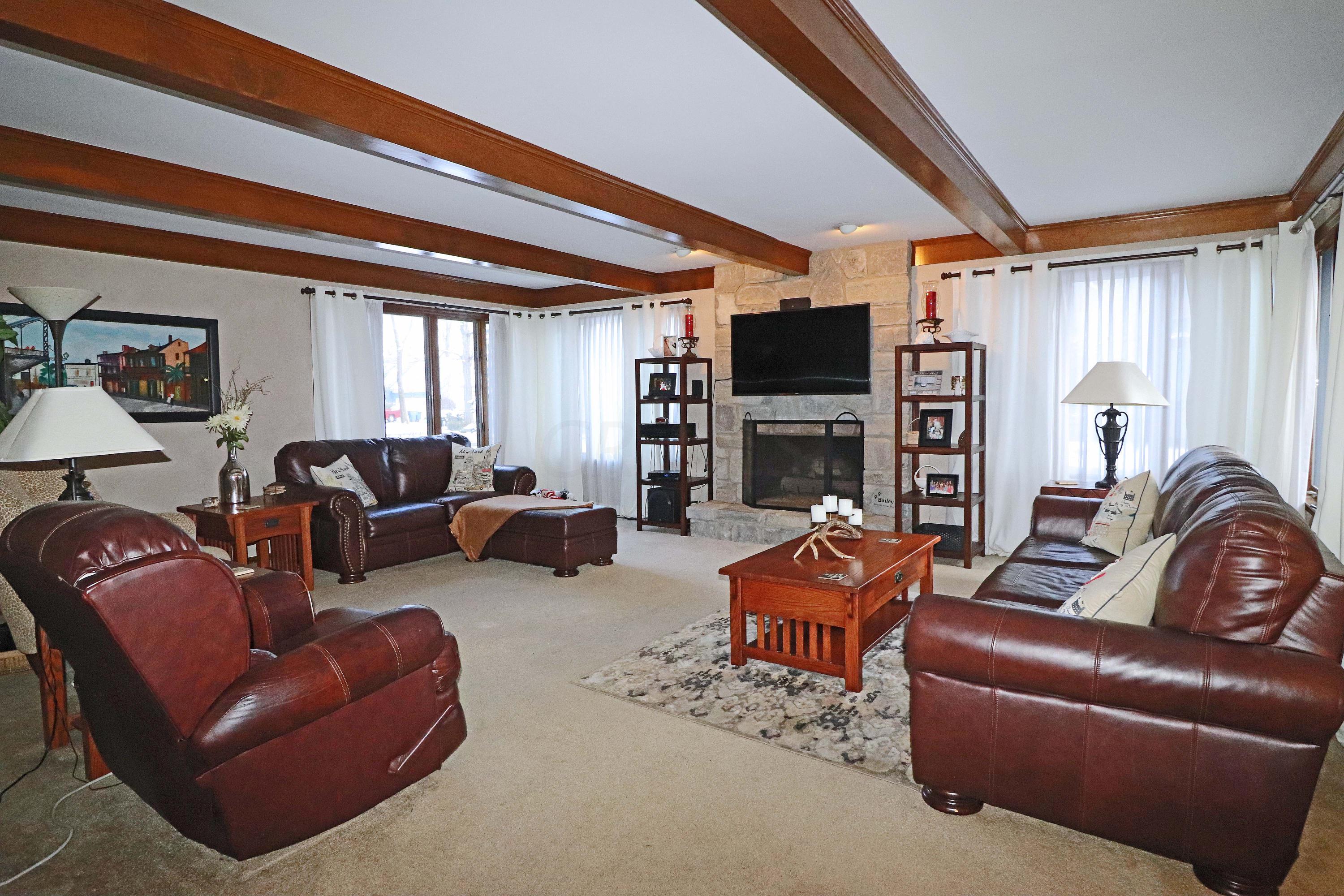 111 Pocono Road Columbus, OH 43235 - Photo 7 of 54