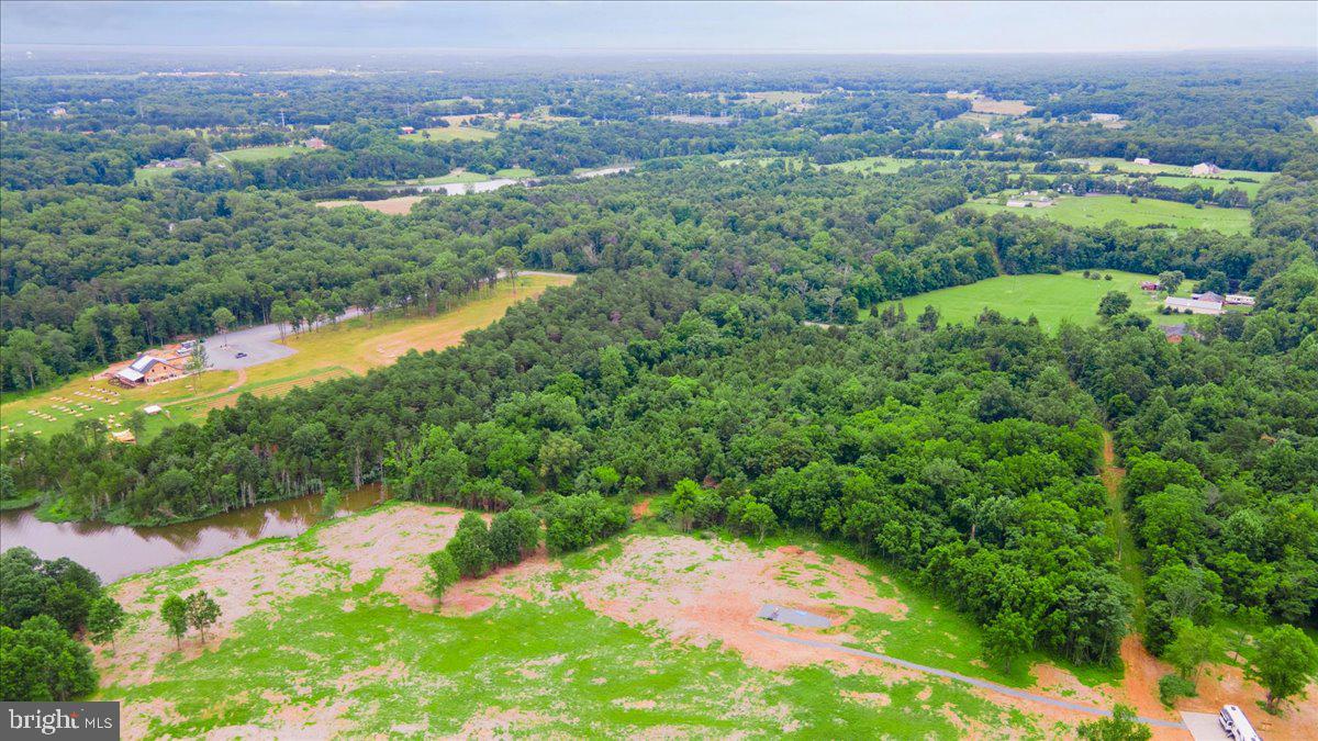 8811 Buckland Mill Road Gainesville, VA 20155 - Photo 2 of 5 Gallery Image 2