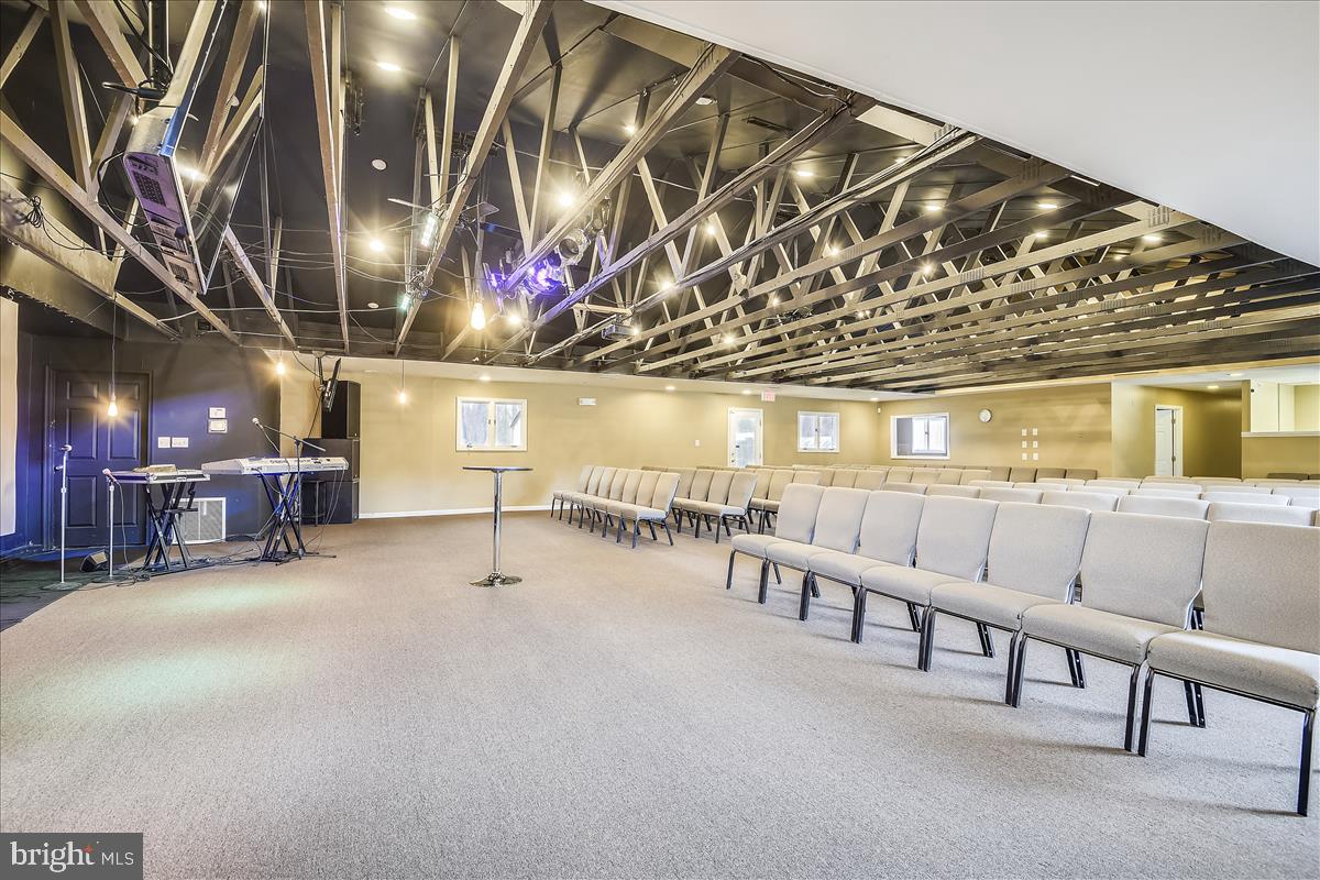1007 South Stepney Road Aberdeen, MD 21001 - Photo 11 of 37 Meeting Room