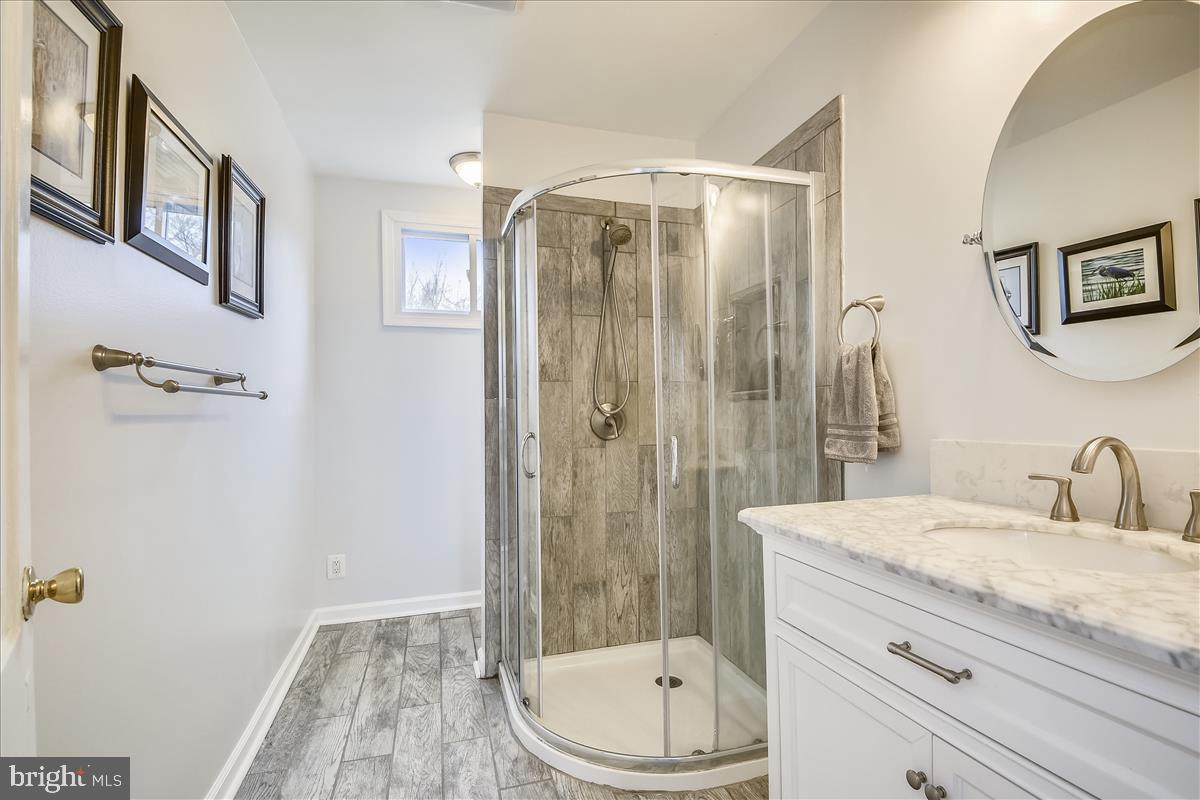 1007 South Stepney Road Aberdeen, MD 21001 - Photo 26 of 37 Full Bathroom on 2nd Level