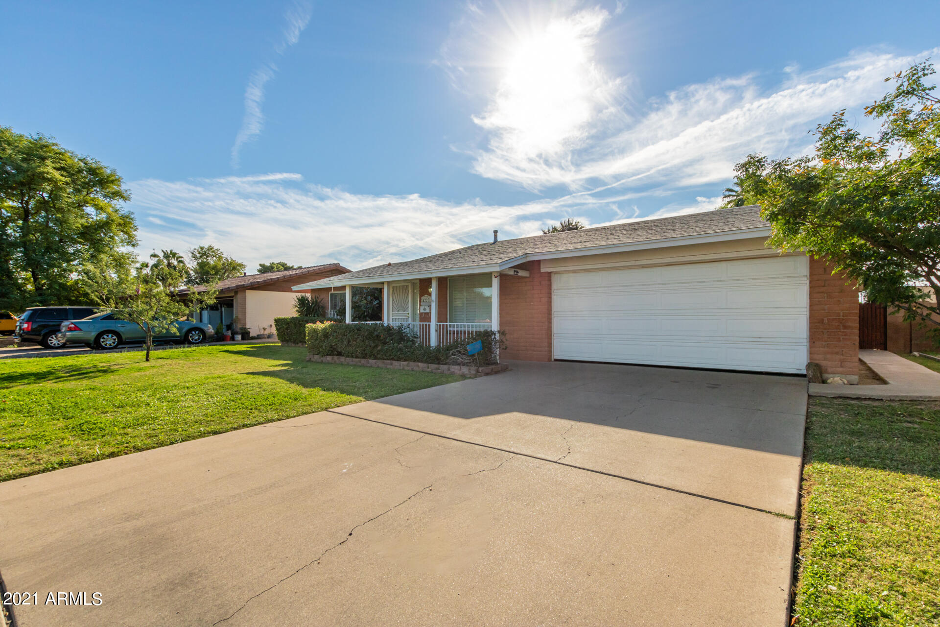 4223 West Hatcher Road Phoenix, AZ 85051 - Photo 3 of 32 03 Hatcher