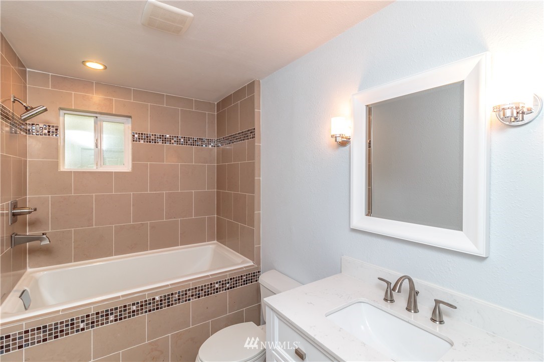3423 192nd Street Southeast Bothell, WA 98012 - Photo 11 of 25
