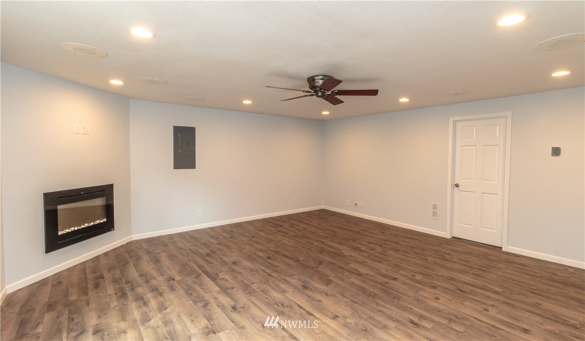 3423 192nd Street Southeast Bothell, WA 98012 - Photo 6 of 25