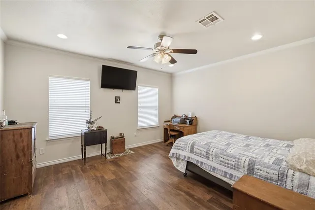 $315,000 | 312 North Houston Street, Lorena, TX 76655