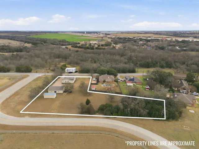 $315,000 | 312 North Houston Street, Lorena, TX 76655