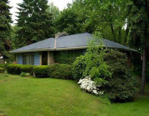 375 Moon Clinton Road Coraopolis, PA 15108 - Photo 1 of 1