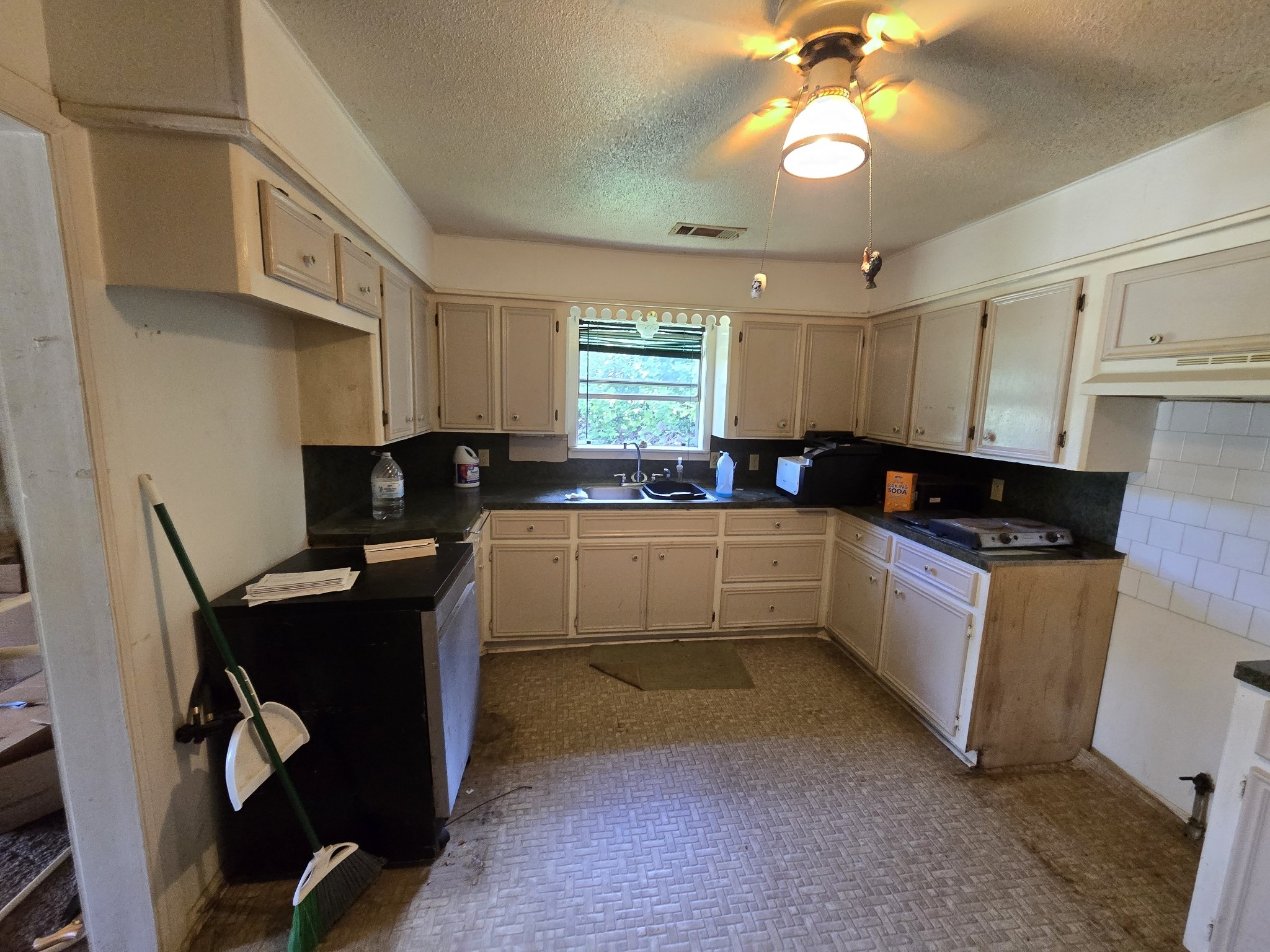 110 Carter Street Cleveland, TX 77327 - Photo 15 of 17 Gallery Image 15
