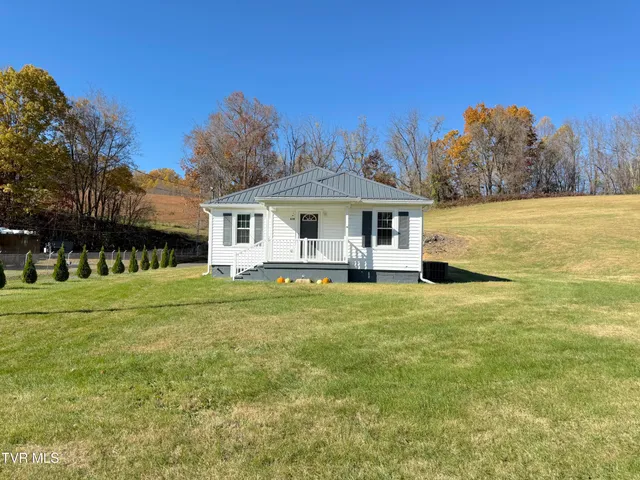 $1,800 | 610 Boones Creek Road, Jonesborough, TN 37659