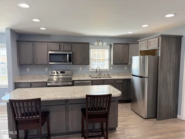 $1,600 | 610 Boones Creek Road, Jonesborough, TN 37659