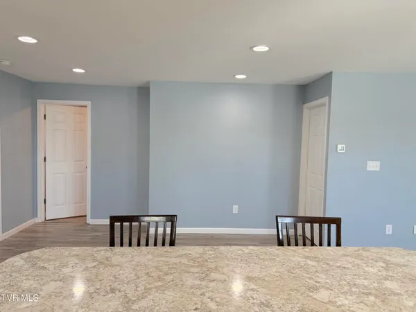 $1,600 | 610 Boones Creek Road, Jonesborough, TN 37659