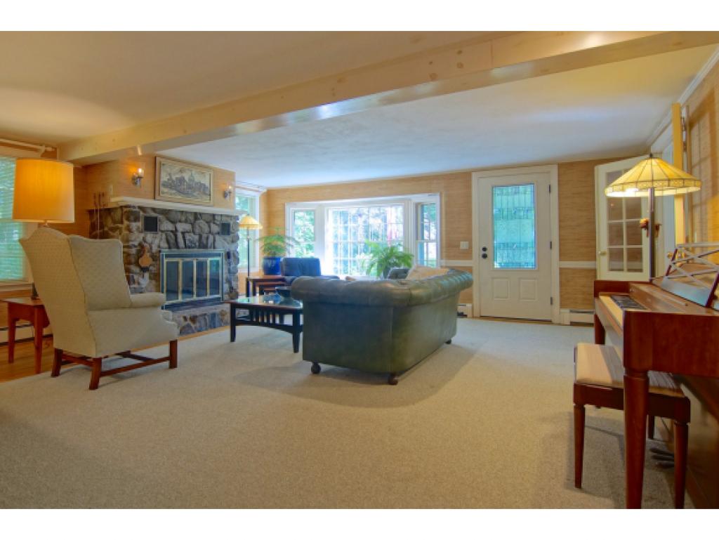 8 Alder Avenue Rye, NH 03870 - Photo 4 of 36