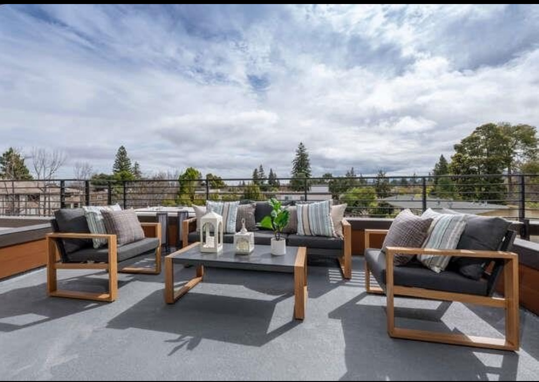 3233 Central Street Evanston, IL 60201 - Photo 11 of 12