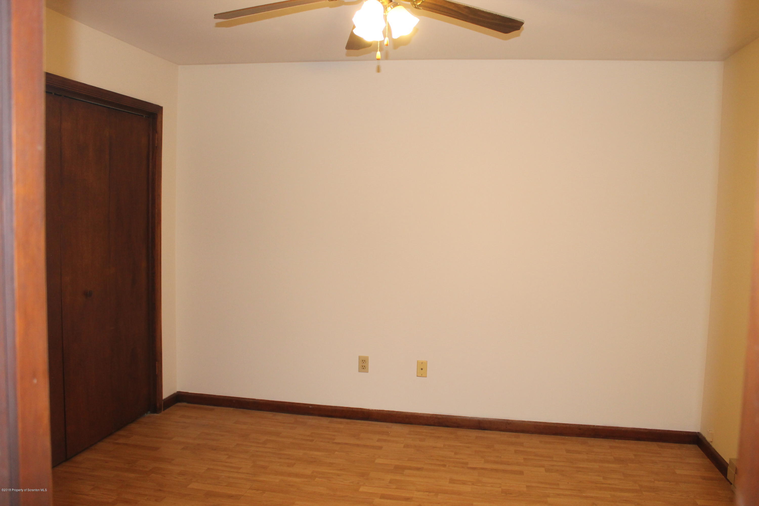 1084 Woodstock Road Newfoundland, PA 18445 - Photo 14 of 28 Gallery Image 14