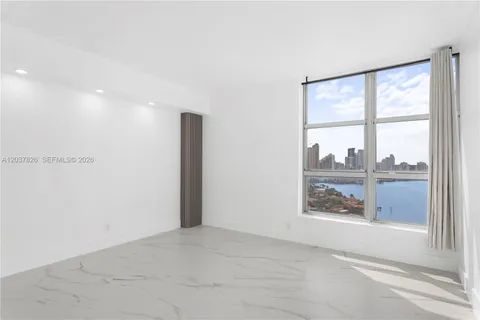 $850,000 | 19195 Northeast 36th Court, Unit 2301, Aventura, FL 33180