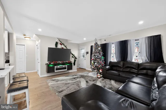 $439,900 | 45 Indian Creek Entry, Levittown, PA 19057