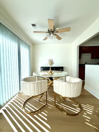 $2,500 | 1212 Williams Port Drive, Unit 4, Westmont, IL 60559