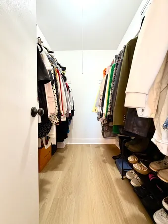 $2,500 | 1212 Williams Port Drive, Unit 4, Westmont, IL 60559