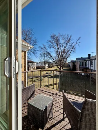 $2,500 | 1212 Williams Port Drive, Unit 4, Westmont, IL 60559