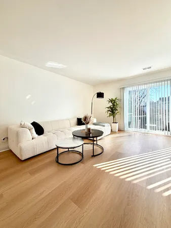 $2,500 | 1212 Williams Port Drive, Unit 4, Westmont, IL 60559