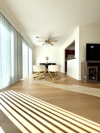 $2,500 | 1212 Williams Port Drive, Unit 4, Westmont, IL 60559