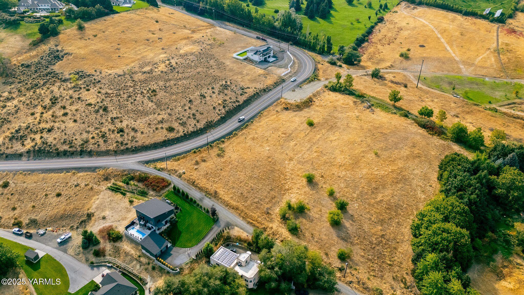 Nka Prospect Way Yakima, WA 98908 - Photo 5 of 10 an aerial view of a house