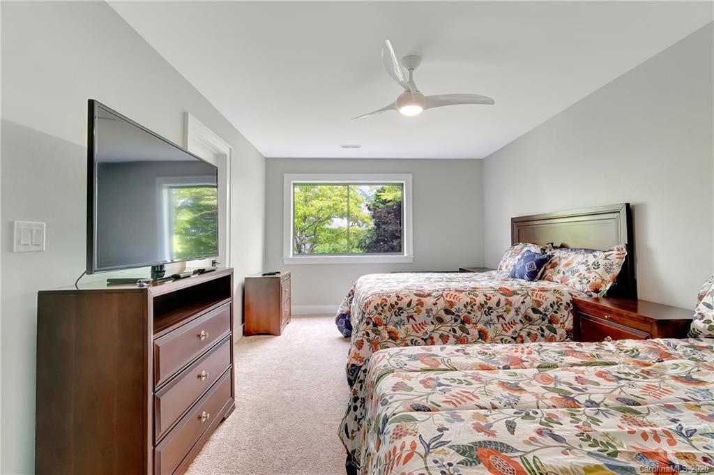 165 Country Ridge Road Hendersonville, NC 28739 - Photo 22 of 24 Gallery Image 22