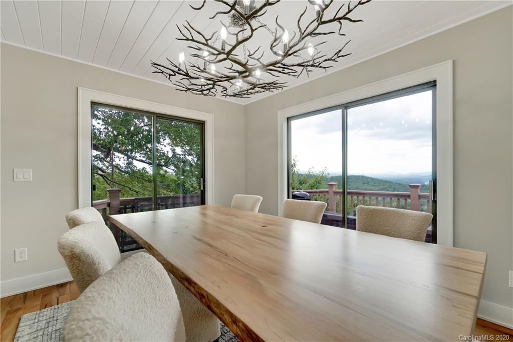 165 Country Ridge Road Hendersonville, NC 28739 - Photo 4 of 24 Gallery Image 4
