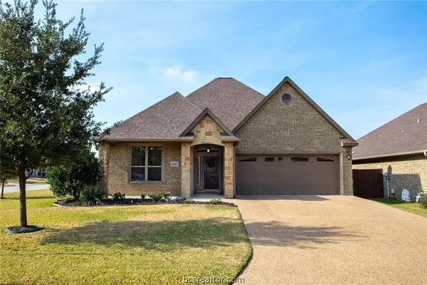 $2,495 | 4101 Rocky Briar Court, College Station, TX 77845