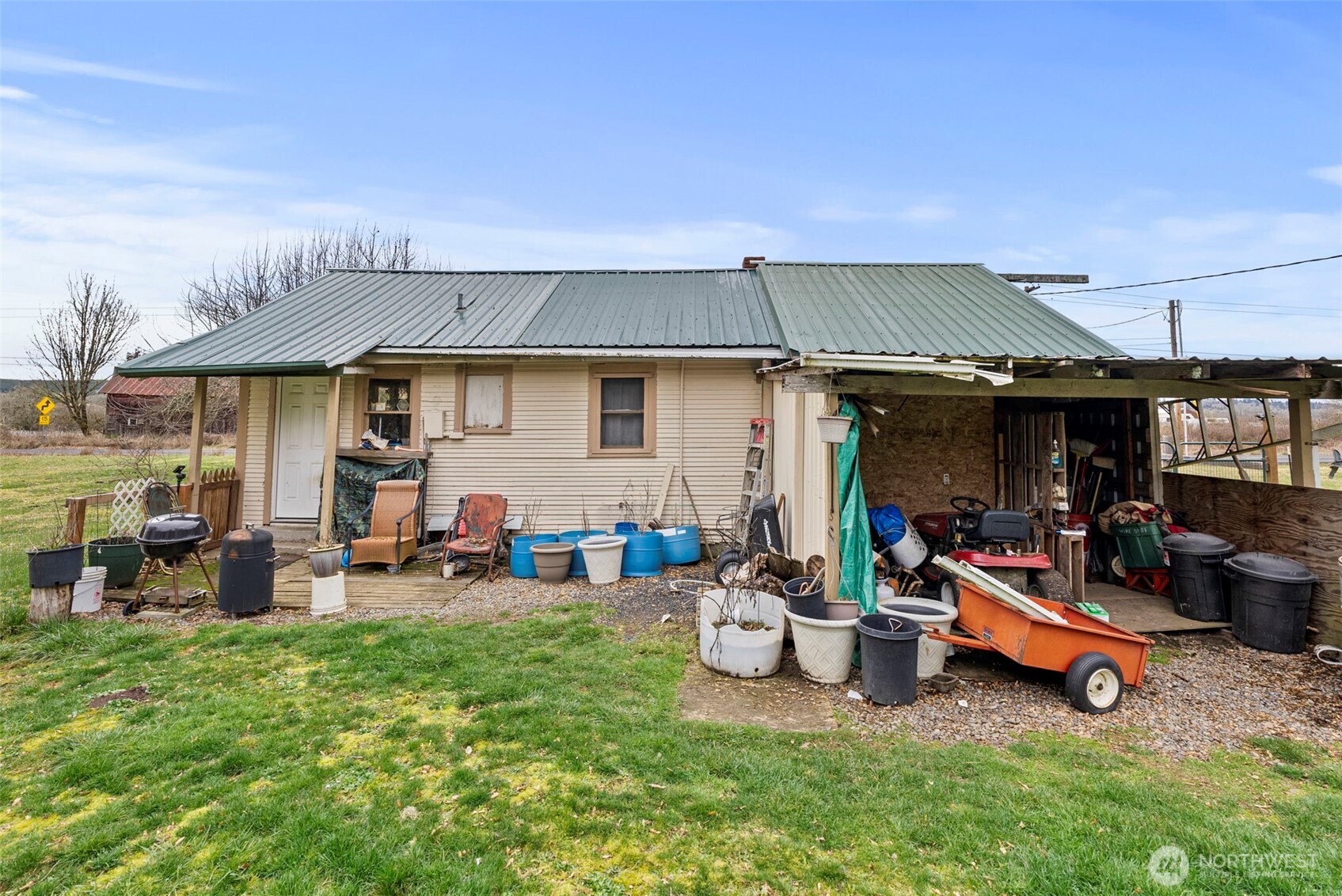 535-543 Knowles Road Winlock, WA 98596 - Photo 16 of 32 an outdoor space view of a house