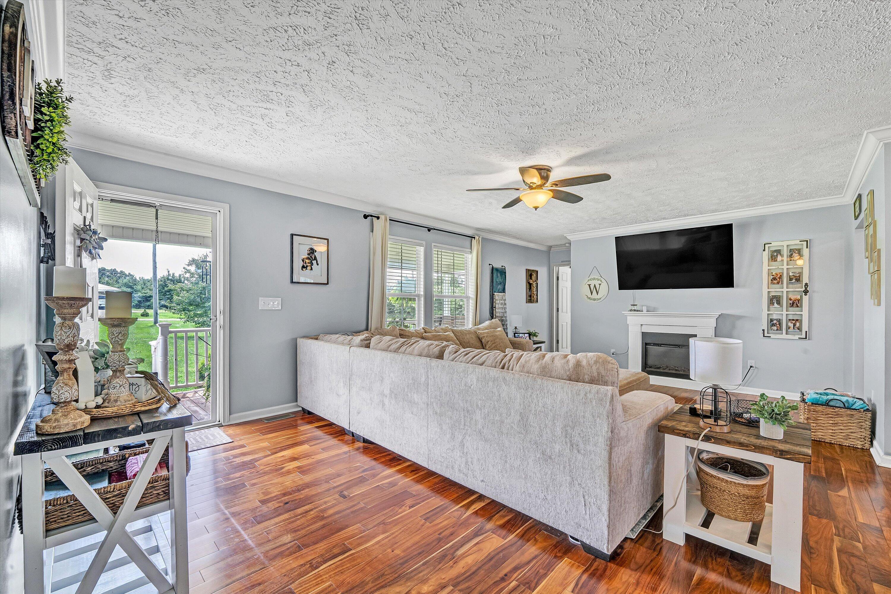 2220 Callaway Road Rocky Mount, VA 24151 - Photo 5 of 38 Living Room