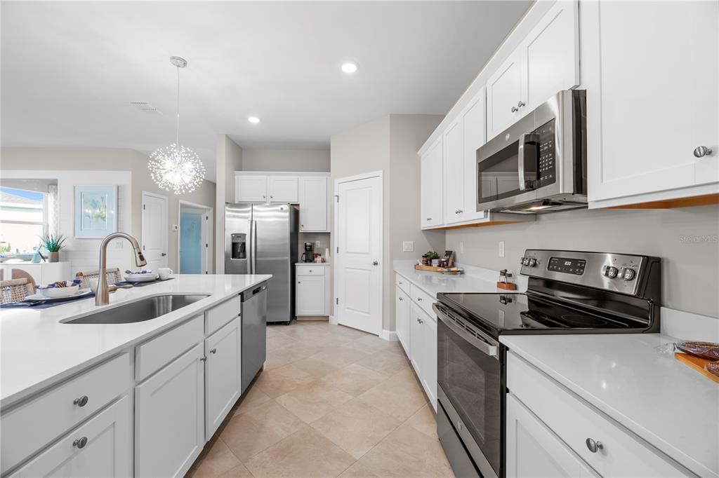 13554 Turnleaf Boulevard Punta Gorda, FL 33955 - Photo 4 of 24