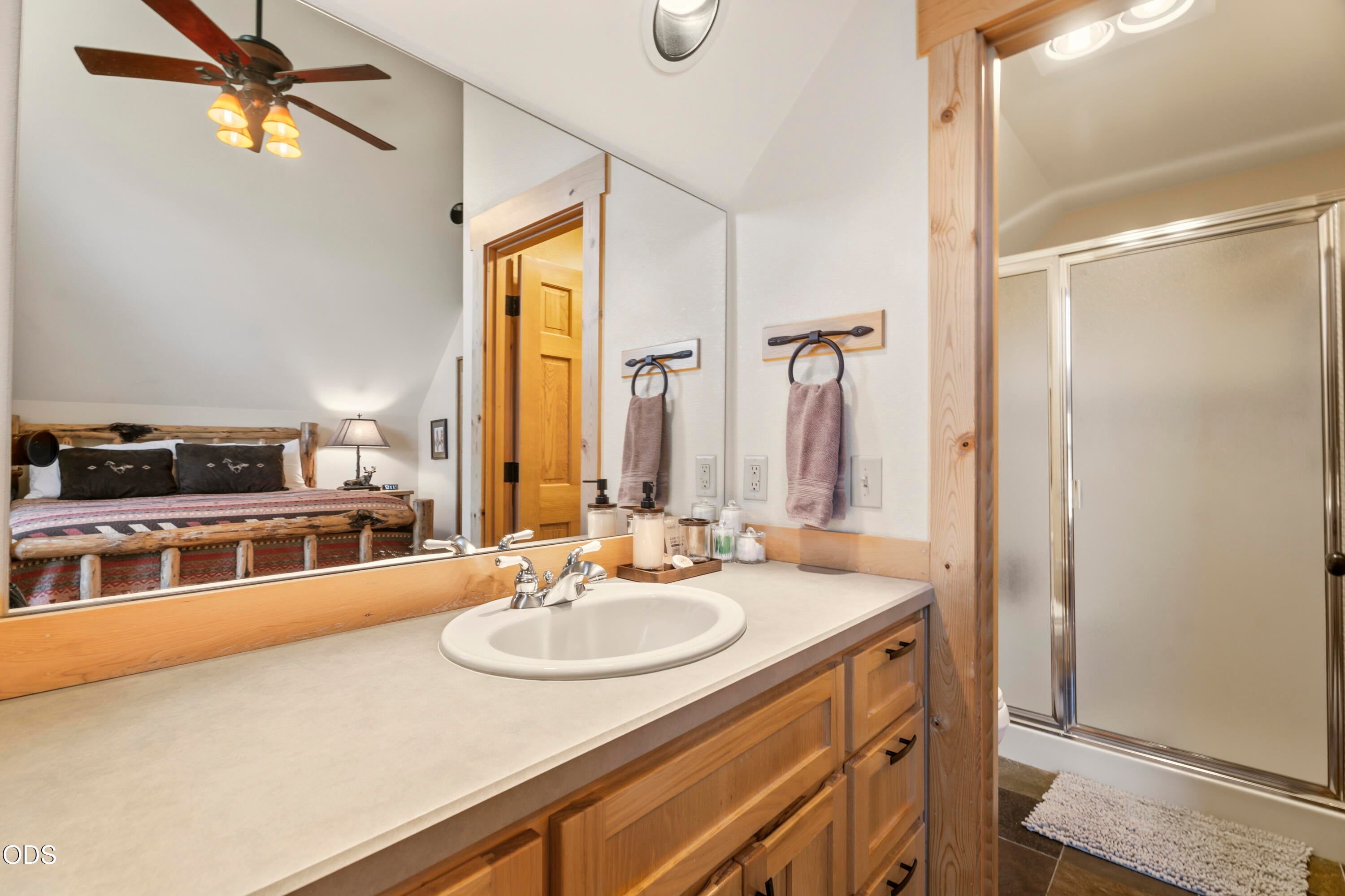 1490 Red Wing Loop Redmond, OR 97756 - Photo 24 of 77 Gallery Image 24