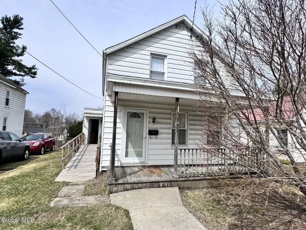 $140,000 | 41 Ford Avenue, Troy, NY 12180