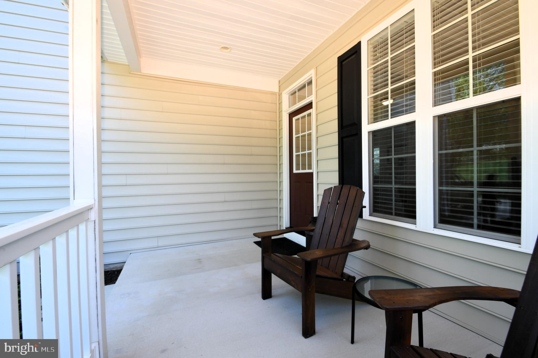54 Frazier Road Warrenton, VA 20186 - Photo 2 of 17 Inviting Front Porch
